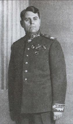 Иллюстрация к книге — Июль 1942 года. Падение Севастополя [i_013.jpg]