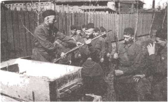 Иллюстрация к книге — Первый контрудар Сталина. Отстоять Ленинград! [doc2fb_image_02000011.jpg]