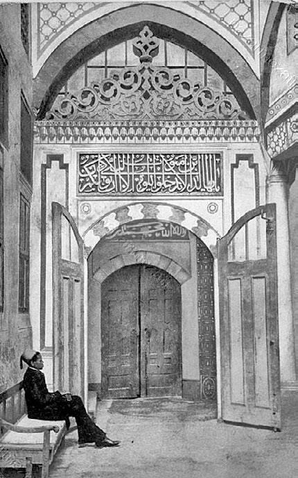 Иллюстрация к книге — Расцвет и крах Османской империи. Женщины у власти [i_014.jpg]