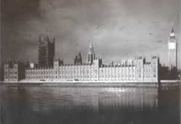 Иллюстрация к книге — Повседневная жизнь Букингемского дворца при Елизавете II [i_043.jpg]