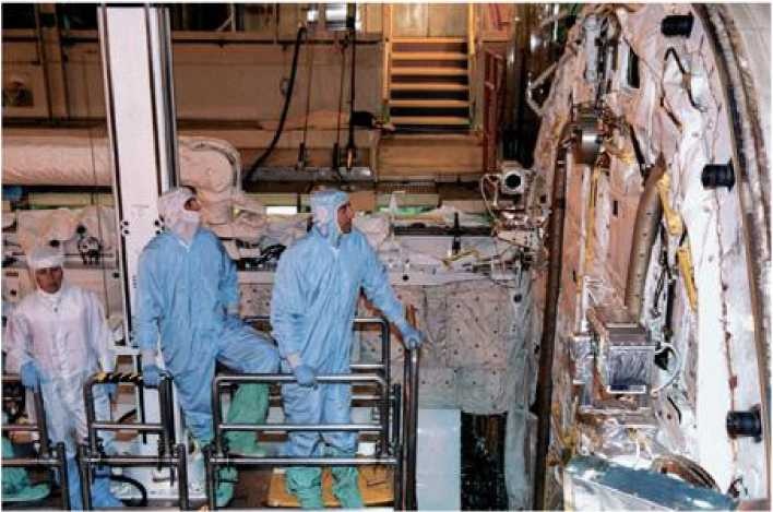 Иллюстрация к книге — Астронавт. Необычайное путешествие в поисках тайн Вселенной [i_011.jpg]