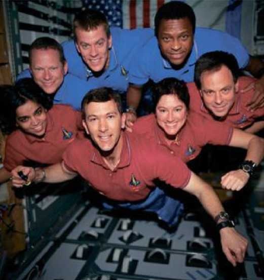 Иллюстрация к книге — Астронавт. Необычайное путешествие в поисках тайн Вселенной [i_021.jpg]