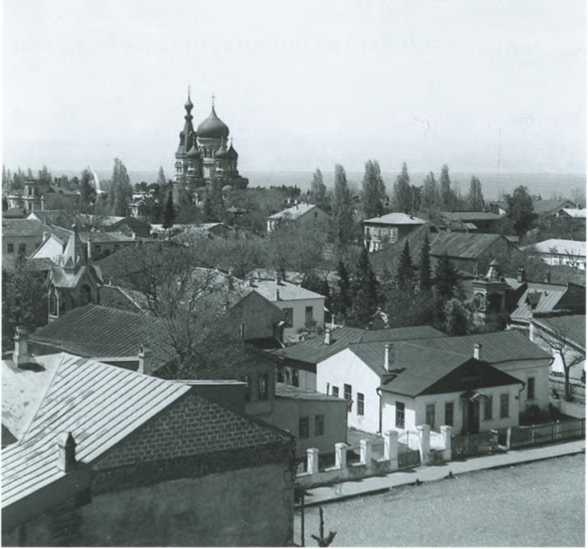 Иллюстрация к книге — Повседневная жизнь русского провинциального города в XIX веке. Пореформенный период [i_013.jpg]