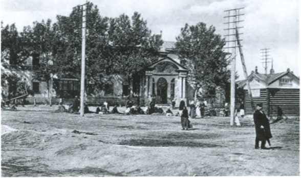 Иллюстрация к книге — Повседневная жизнь русского провинциального города в XIX веке. Пореформенный период [i_044.jpg]