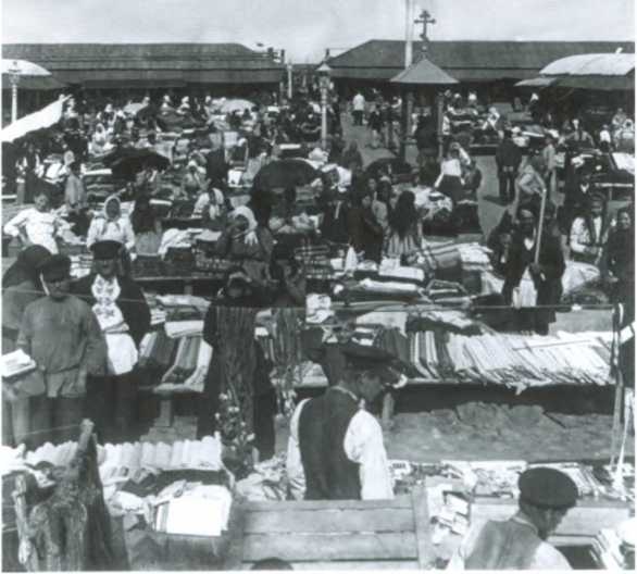 Иллюстрация к книге — Повседневная жизнь русского провинциального города в XIX веке. Пореформенный период [i_053.jpg]