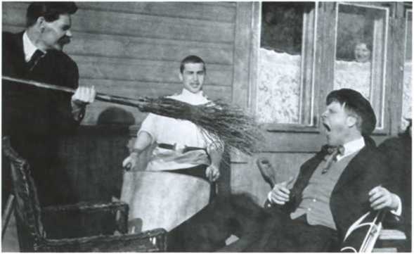 Иллюстрация к книге — Повседневная жизнь русского провинциального города в XIX веке. Пореформенный период [i_063.jpg]