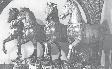 Иллюстрация к книге — Древний Рим [i_084.jpg]