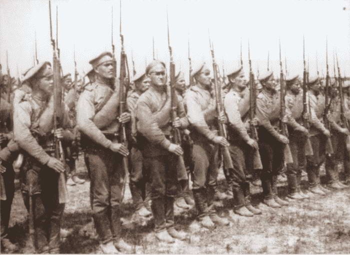 Иллюстрация к книге — Первая мировая война. Борьба миров [i_215.jpg]