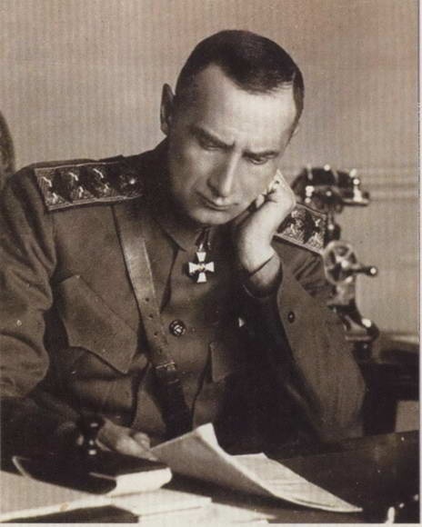 Иллюстрация к книге — Первая мировая война. Борьба миров [i_225.jpg]