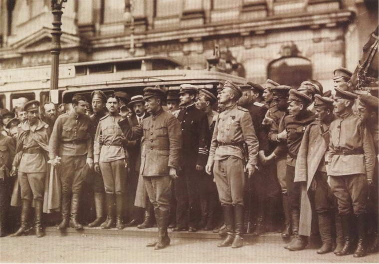 Иллюстрация к книге — Первая мировая война. Борьба миров [i_317.jpg]