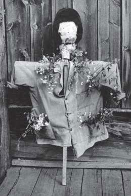 Иллюстрация к книге — Феномен куклы в традиционной и современной культуре. Кросскультурное исследование идеологии антропоморфизма [i_084.jpg]