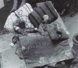 Иллюстрация к книге — Феномен куклы в традиционной и современной культуре. Кросскультурное исследование идеологии антропоморфизма [i_168.jpg]