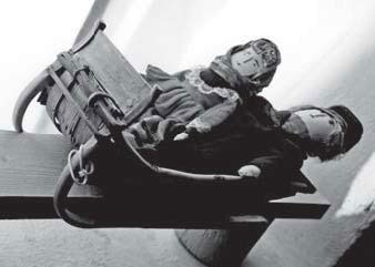 Иллюстрация к книге — Феномен куклы в традиционной и современной культуре. Кросскультурное исследование идеологии антропоморфизма [i_169.jpg]