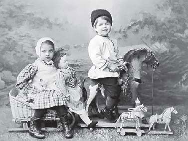 Иллюстрация к книге — Феномен куклы в традиционной и современной культуре. Кросскультурное исследование идеологии антропоморфизма [i_186.jpg]