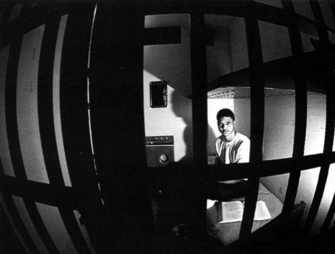 Иллюстрация к книге — Смертная казнь. История и виды высшей меры наказания от начала времен до наших дней [i_266.jpg]