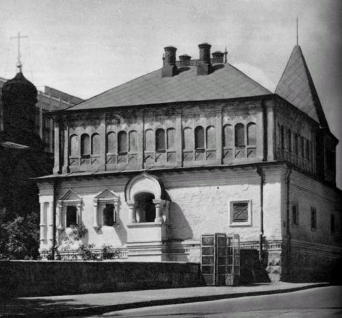 Иллюстрация к книге — Сторожи Москвы [i_017.jpg]