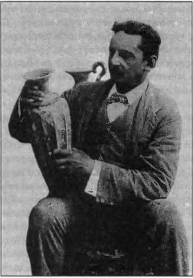 Иллюстрация к книге — Нить Ариадны [doc2fb_image_02000012.jpg]