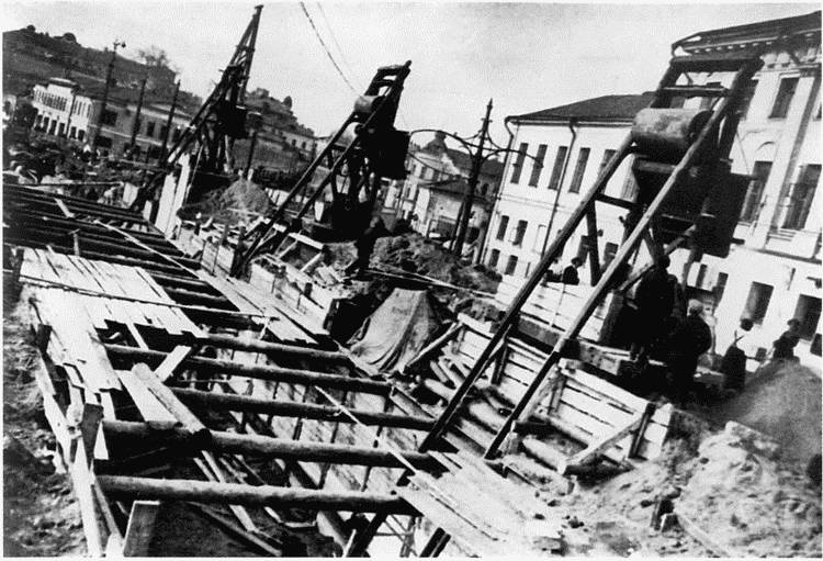 Иллюстрация к книге — Московское метро. От первых планов до великой стройки сталинизма (1897-1935) [i_106.jpg]