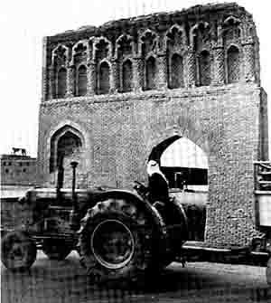 Иллюстрация к книге — Армии мусульманского Востока. VII-XI века [i_017.jpg]