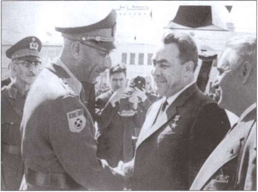 Иллюстрация к книге — Тайные войны СССР. Советские военспецы в локальных конфликтах XX века [i_001.jpg]