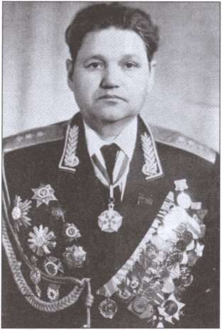 Иллюстрация к книге — Тайные войны СССР. Советские военспецы в локальных конфликтах XX века [i_009.jpg]