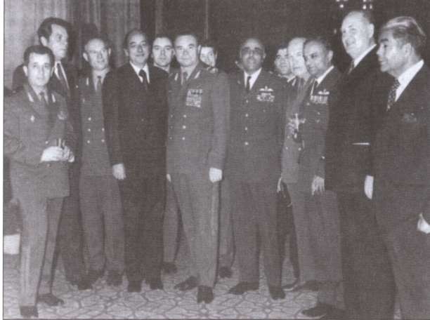 Иллюстрация к книге — Тайные войны СССР. Советские военспецы в локальных конфликтах XX века [i_014.jpg]