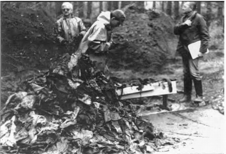 Иллюстрация к книге — Катынский синдром в советско-польских и российско-польских отношениях [i_064.jpg]