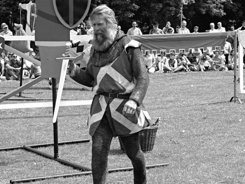 Иллюстрация к книге — 5 O'clock и другие традиции Англии [i_011.jpg]