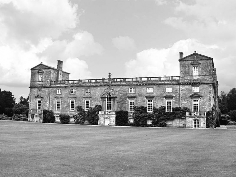 Иллюстрация к книге — 5 O'clock и другие традиции Англии [i_025.jpg]