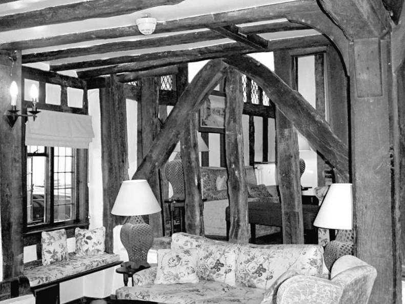 Иллюстрация к книге — 5 O'clock и другие традиции Англии [i_043.jpg]