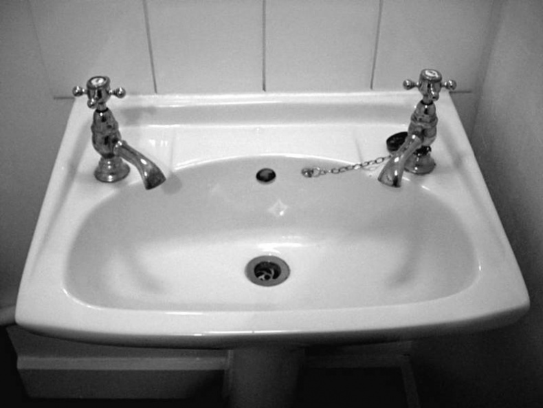 Иллюстрация к книге — 5 O'clock и другие традиции Англии [i_046.jpg]