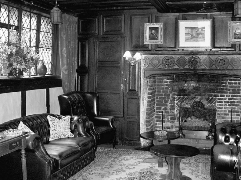 Иллюстрация к книге — 5 O'clock и другие традиции Англии [i_049.jpg]