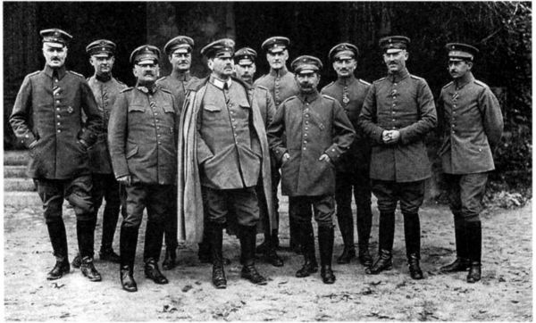 Иллюстрация к книге — Крушение германского блицкрига в 1914 году [i_049.jpg]