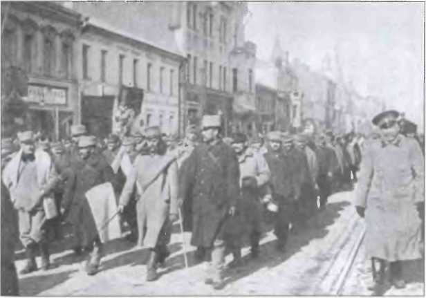 Иллюстрация к книге — Неизвестные трагедии Первой мировой. Пленные. Дезертиры. Беженцы [i_012.jpg]