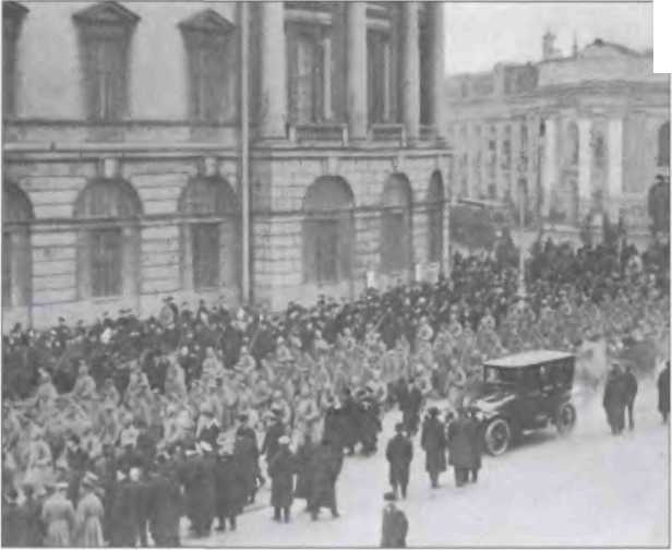 Иллюстрация к книге — Неизвестные трагедии Первой мировой. Пленные. Дезертиры. Беженцы [i_021.jpg]