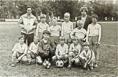 Иллюстрация к книге — Мой французский дубль. Жизнь до и после триумфа [i_002.jpg]