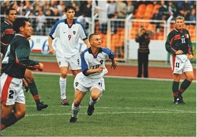 Иллюстрация к книге — Мой французский дубль. Жизнь до и после триумфа [i_009.jpg]