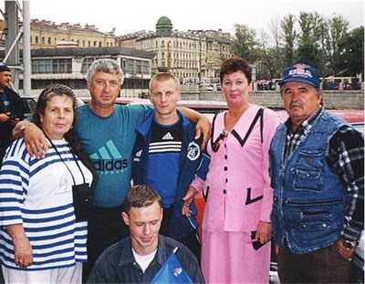 Иллюстрация к книге — Мой французский дубль. Жизнь до и после триумфа [i_017.jpg]