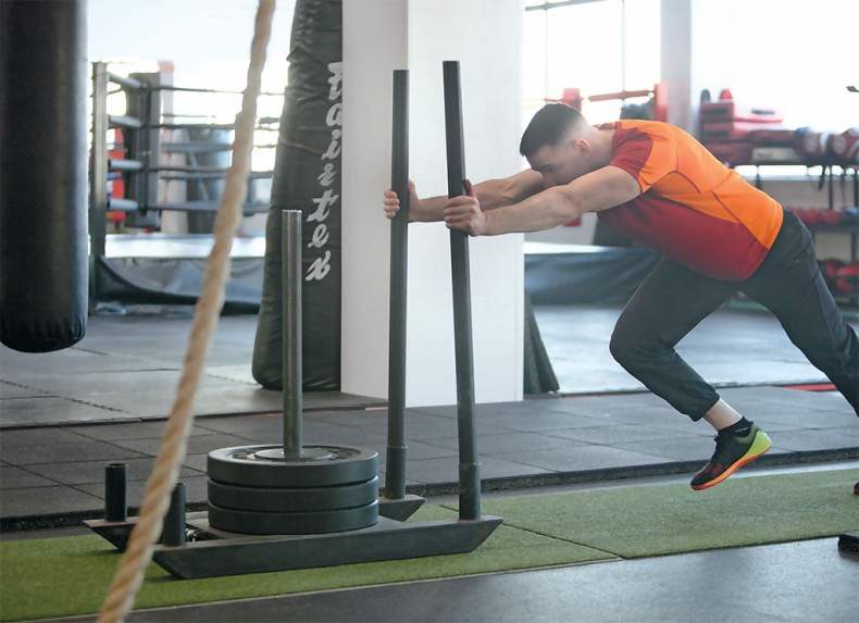 Иллюстрация к книге — Хватит ЖРАТЬ! и лениться. 50 интенсивных тренировок от тренера программы "Свадебный размер" [i_019.jpg]