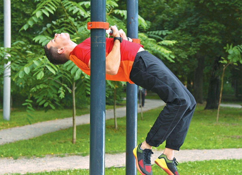 Иллюстрация к книге — Хватит ЖРАТЬ! и лениться. 50 интенсивных тренировок от тренера программы "Свадебный размер" [i_025.jpg]