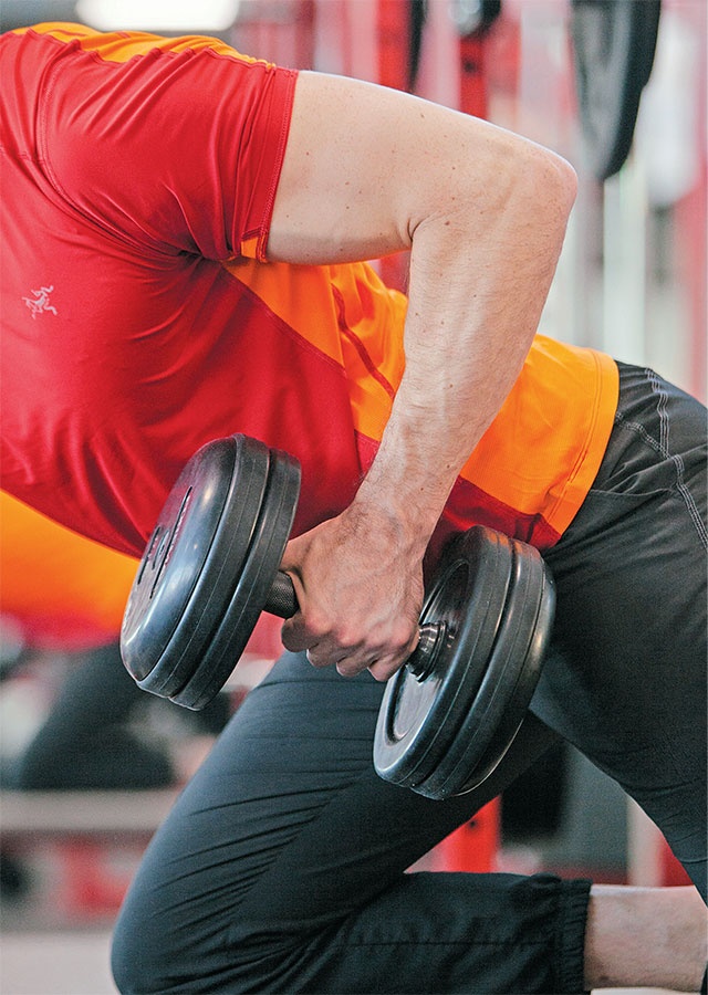 Иллюстрация к книге — Хватит ЖРАТЬ! и лениться. 50 интенсивных тренировок от тренера программы "Свадебный размер" [i_034.jpg]