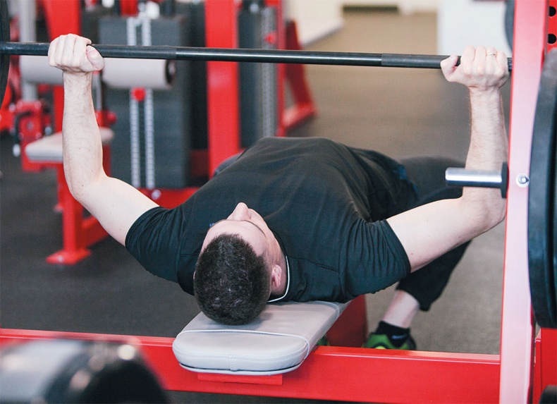 Иллюстрация к книге — Хватит ЖРАТЬ! и лениться. 50 интенсивных тренировок от тренера программы "Свадебный размер" [i_107.jpg]