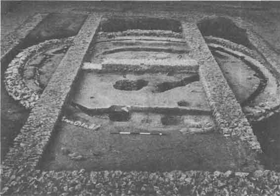 Иллюстрация к книге — Друиды. Поэты, ученые, прорицатели [pic_39.jpg]