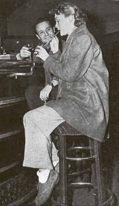 Иллюстрация к книге — Тайны парижских манекенщиц [i_023.jpg]