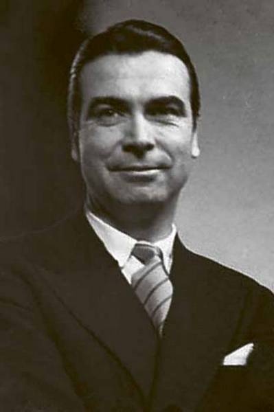 Иллюстрация к книге — Тайны парижских манекенщиц [i_121.jpg]