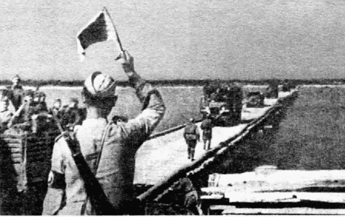 Иллюстрация к книге — 1945. Блицкриг Красной Армии [i_015.jpg]