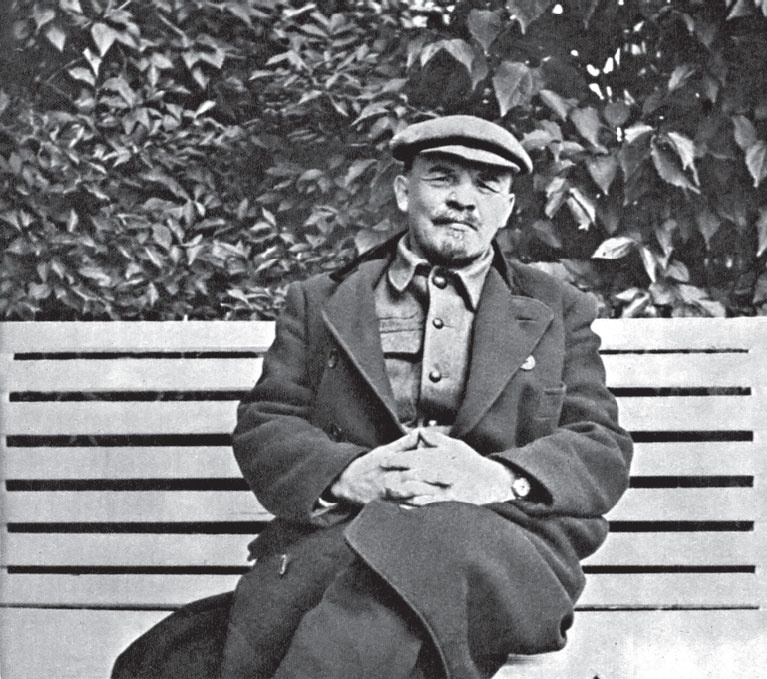 Иллюстрация к книге — Кровавый век [_116.jpg]