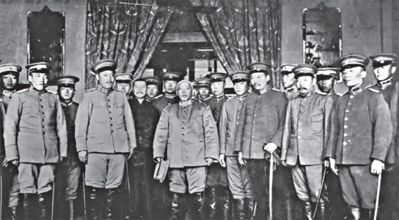 Иллюстрация к книге — Кровавый век [_139.jpg]