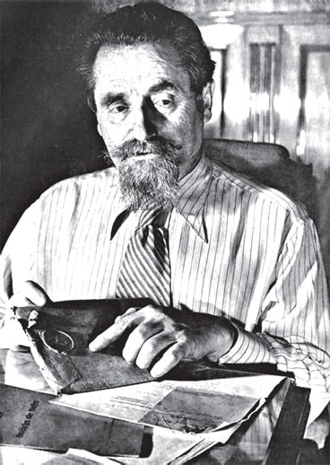 Иллюстрация к книге — Кровавый век [_356.jpg]