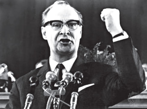 Иллюстрация к книге — Кровавый век [_428.jpg]